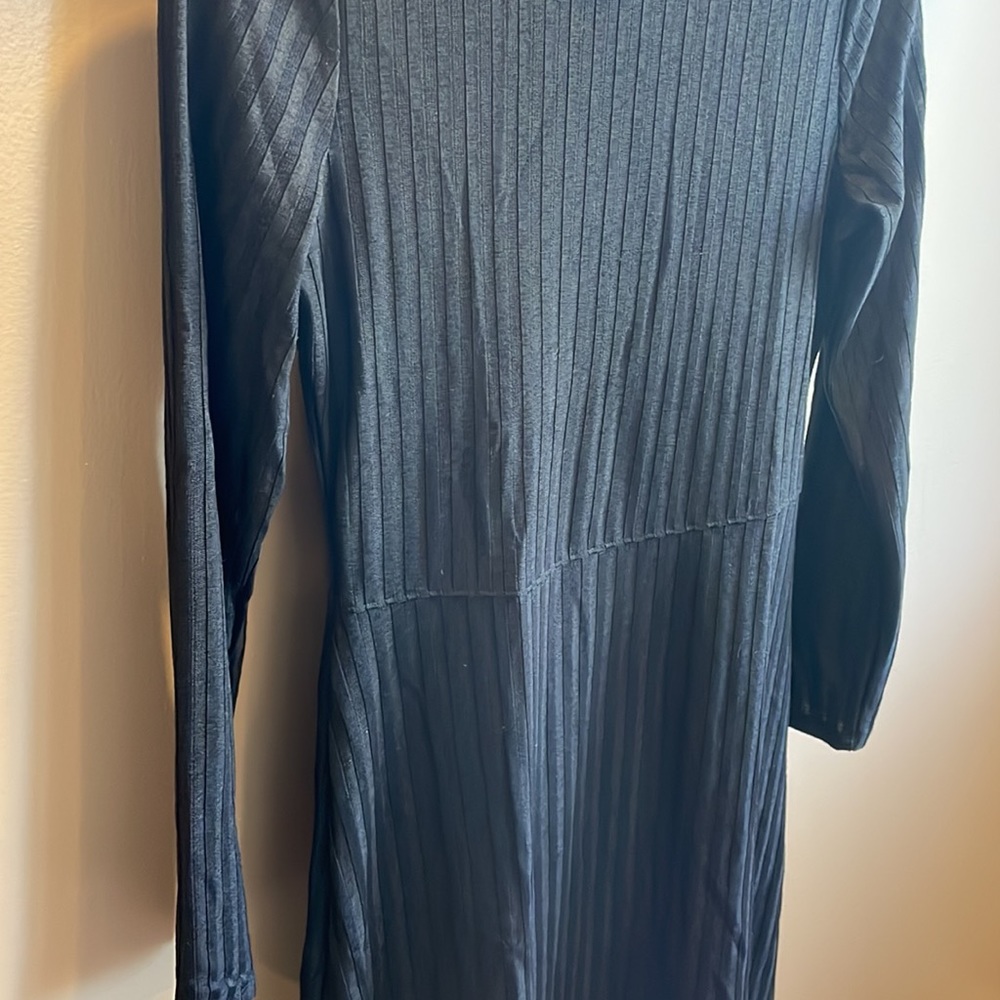 A&F DRESS - Picture 3 of 4